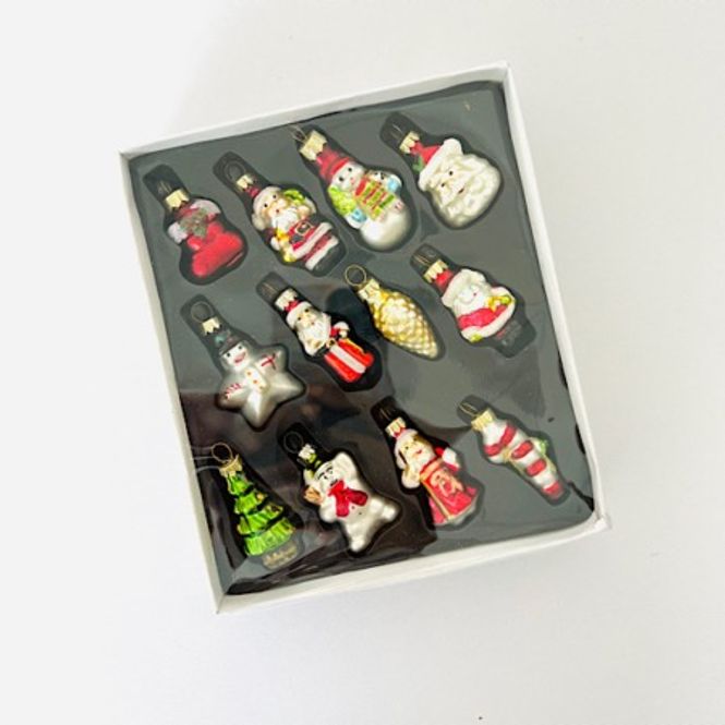 Hovedbilde Julefigurer i glass 12 stk 